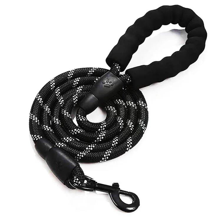 1.5-meter nylon dog leash with reflective backing for small, medium, and large dogs. Comfortable soft handle for outdoor walks. Pet accessory. Size: 150cm x 150cm. Ships from: Parallel import.