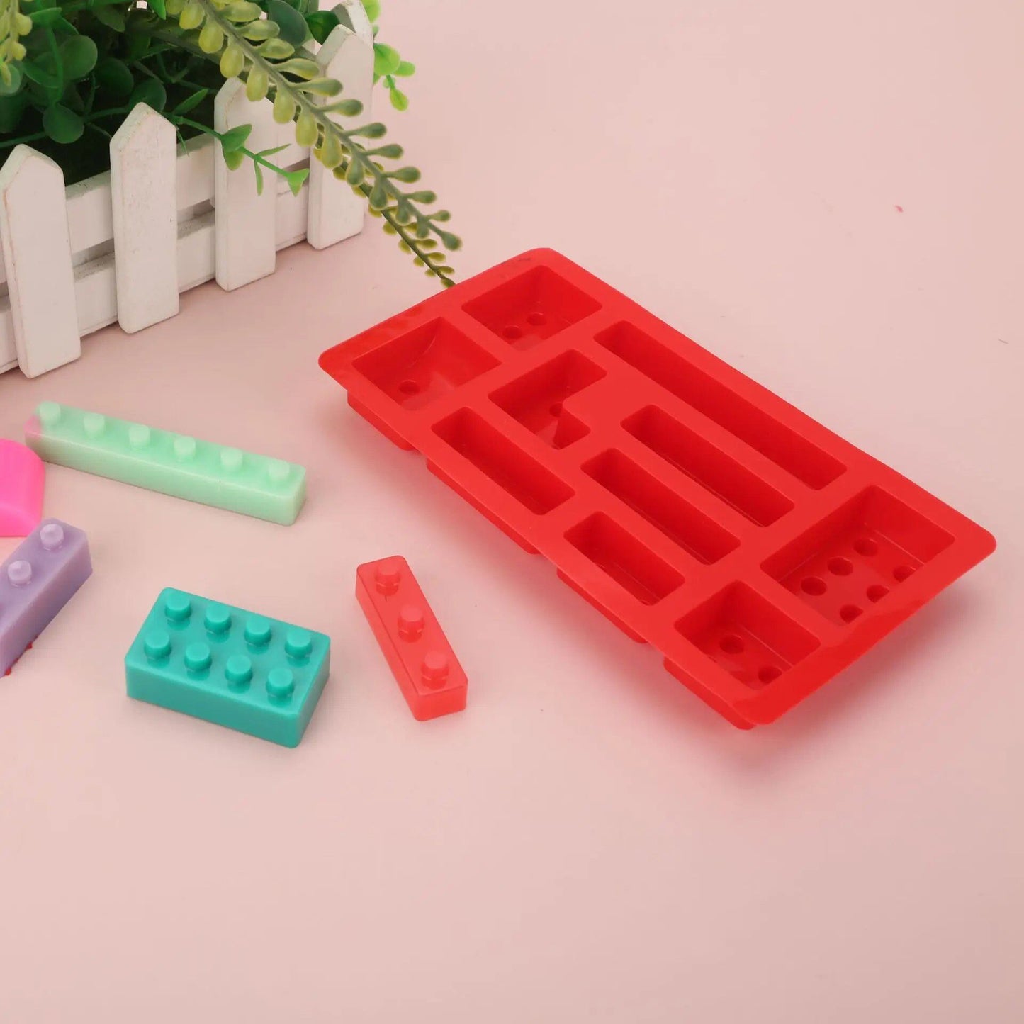 1/6-Piece Robot Ice Mold, Silicone Mold for Candy and Chocolate, Perfect for Kids' Parties and Baking, Minifigure Block Theme, Parallel Import
