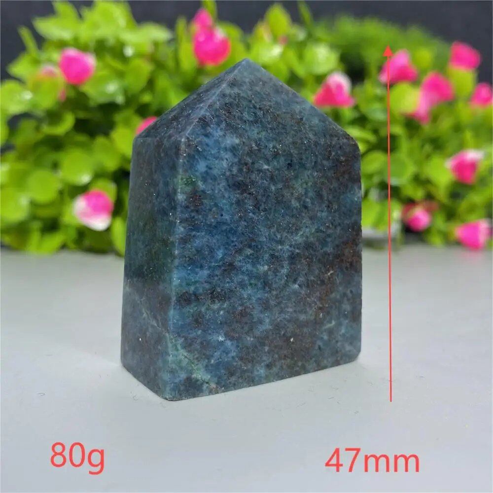 天然水晶 レッドグリーンサファイア 四角柱タワー 鉱物標本 スピリチュアル 瞑想 魔術 ギフトストーン 並行輸入品