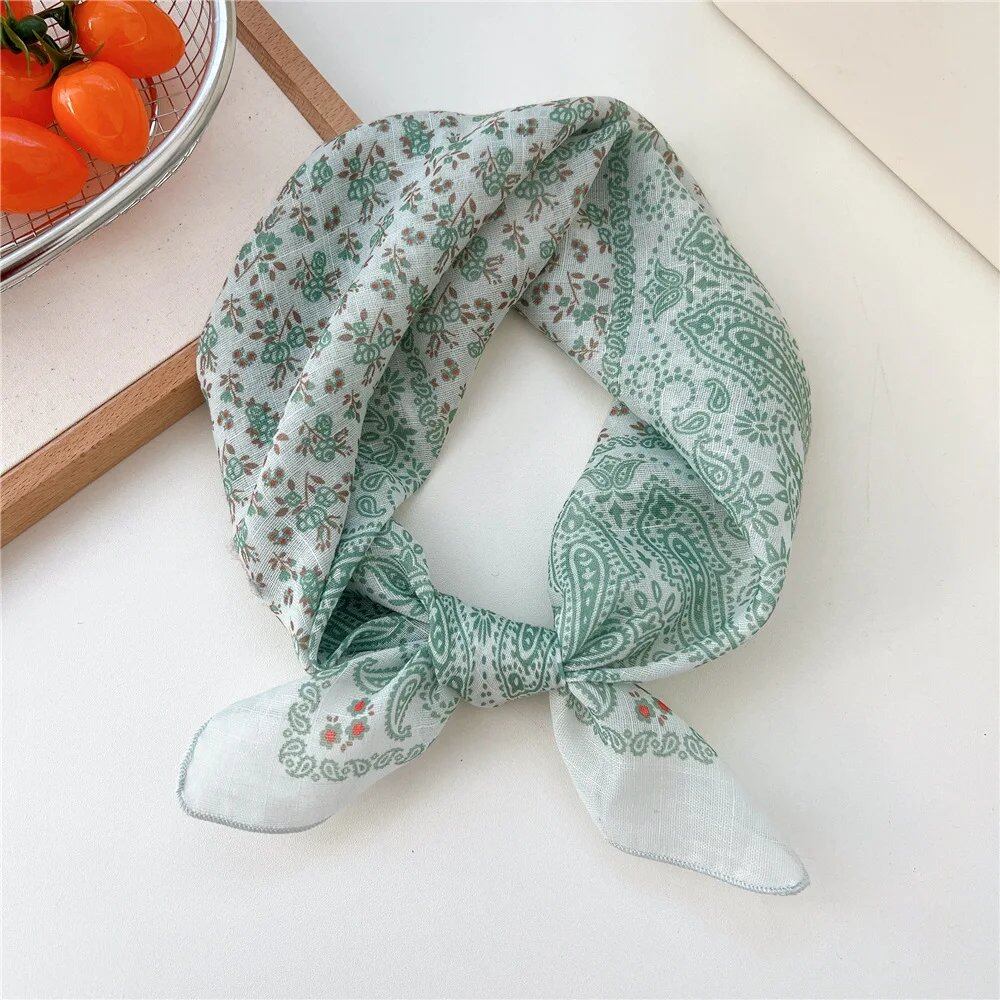 Women's Fashion Bandana Cotton Headscarf Small Hijab Floral Print Handkerchief Hair Scarf Headband Neck Scarf Size: One Size Fits Most; Parallel Import