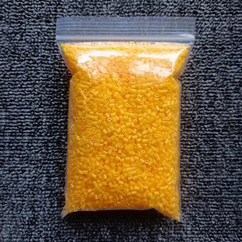 10,000 Pieces/Bag 2.6mm Mini Fuse Beads, 3D Pixel Puzzle Toy, Iron-on Beads, Melting Beads, Kids Toy, Handmade DIY Craft Decoration, Color: Parallel Import