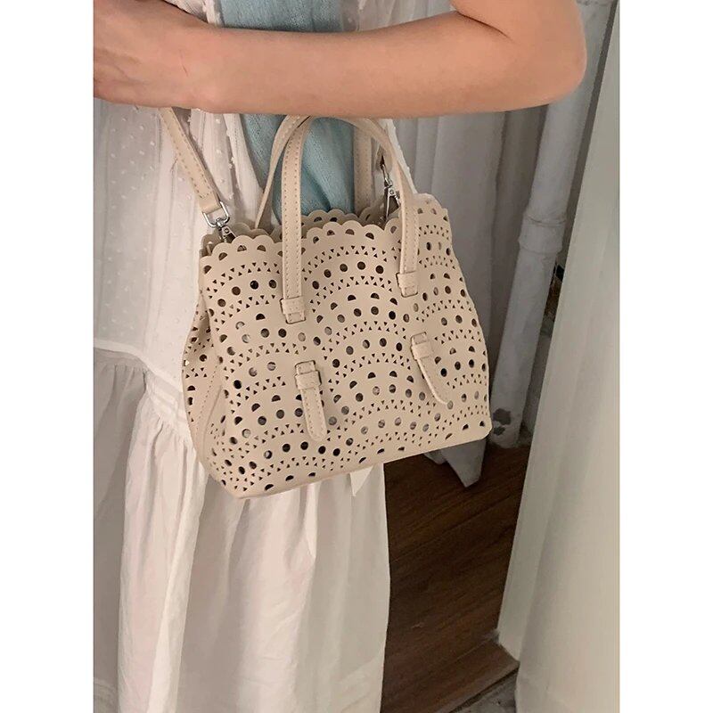 レディース 夏ファッション ハンドバッグ ホローワプリント コンポジットバッグ 大容量 女性用 日常通勤 クロスボディパック レディースハンドルバッグ サイズ:(最大長20cm~30cm);色 並行輸入品