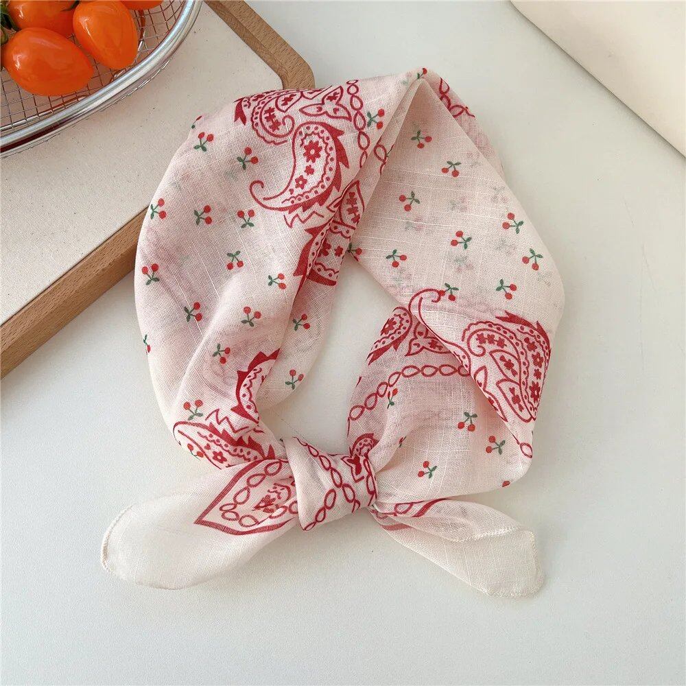 Women's Fashion Bandana Cotton Headscarf Small Hijab Floral Print Handkerchief Hair Scarf Headband Neck Scarf Size: One Size Fits Most; Parallel Import