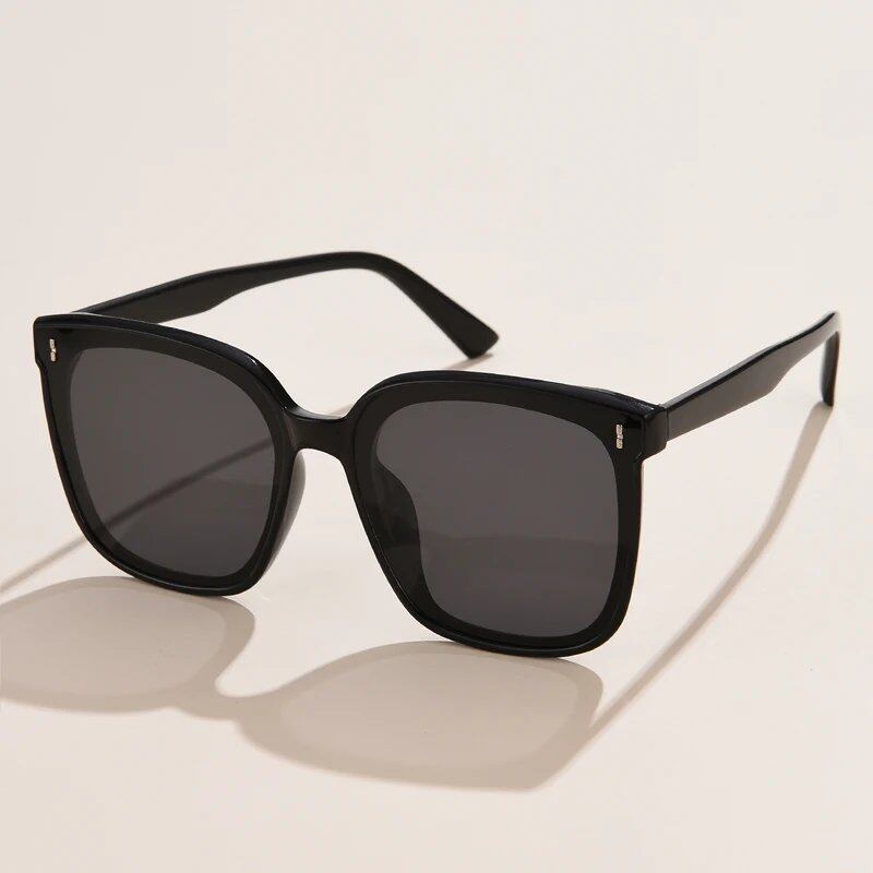 Trendy Korean street style sunglasses, unisex, black square frame, UV400 protection, black lens color, parallel import. Trendy Korean street style sunglasses, unisex, black square frame, UV400 protection, black lens color, parallel import.