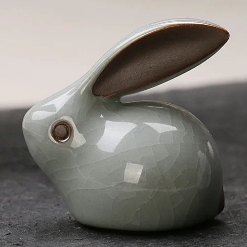 Cool and lovely Gekikou Rabbit home decor ornament, Kung Fu tea pet set, stylish zodiac ceramic mini desk decoration figurine (parallel import)