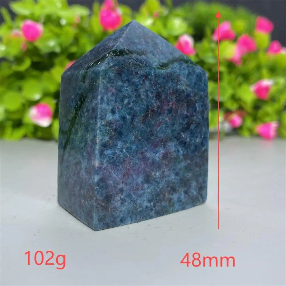天然水晶 レッドグリーンサファイア 四角柱タワー 鉱物標本 スピリチュアル 瞑想 魔術 ギフトストーン 並行輸入品