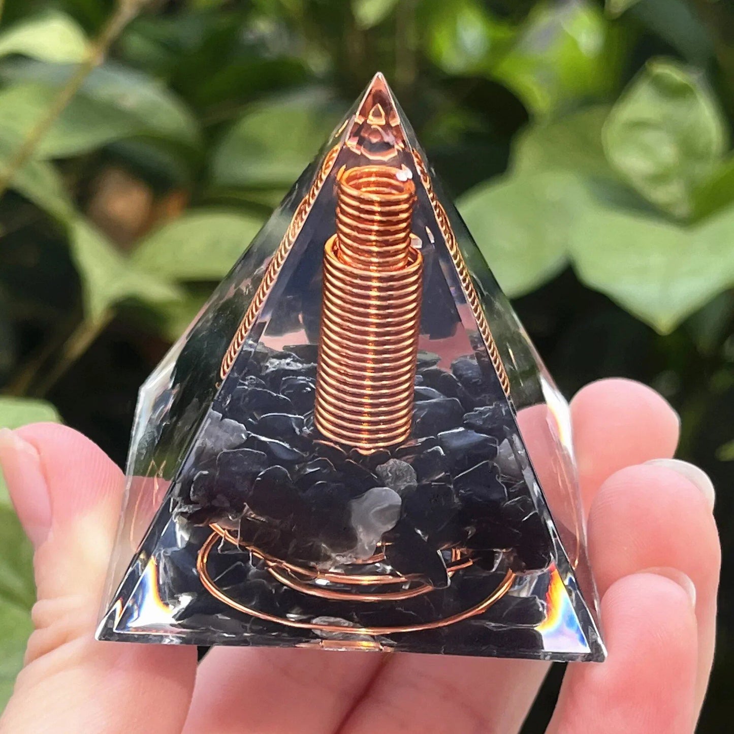 1個 クリスタルストーン オーゴンパイラミッド エネルギー発生器 天然アメジスト&ペリドット レイキ チャクラ 瞑想ツール お部屋のインテリア 子供への贈り物 並行輸入品