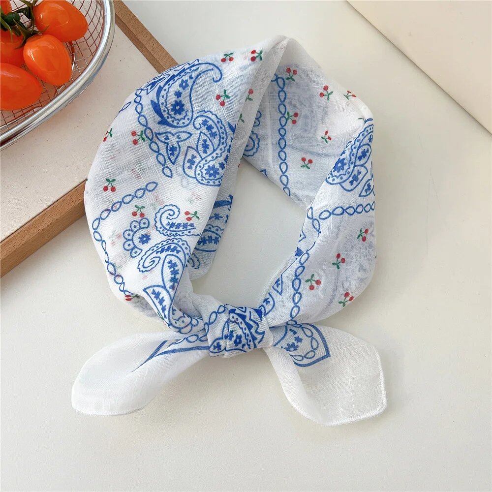 Women's Fashion Bandana Cotton Headscarf Small Hijab Floral Print Handkerchief Hair Scarf Headband Neck Scarf Size: One Size Fits Most; Parallel Import