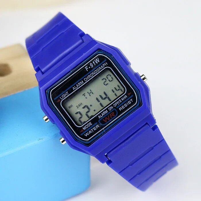 Kids' Sports Digital Watch with Silicone Strap for Boys and Girls, Chronograph, Alarm Function, Cute LED Watch for Students, Parallel Import