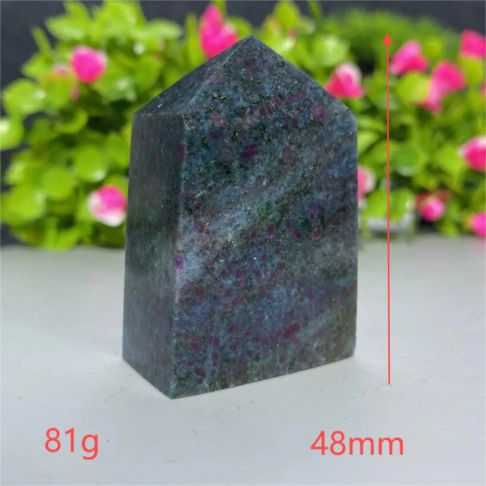 天然水晶 レッドグリーンサファイア 四角柱タワー 鉱物標本 スピリチュアル 瞑想 魔術 ギフトストーン 並行輸入品