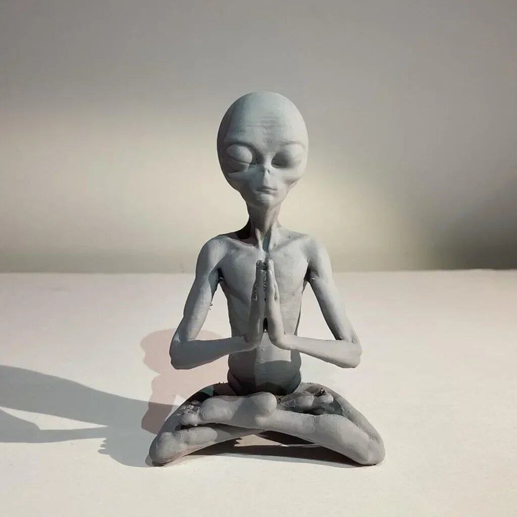 神秘的な瞑想するUFOエイリアンスタチュー 卓上アート 木製 コンソールテーブルデコレーション 置物 色:1個 並行輸入品神秘的な瞑想するUFOエイリアンスタチュー 卓上アート 木製 コンソールテーブルデコレーション 置物 色:1個 並行輸入品