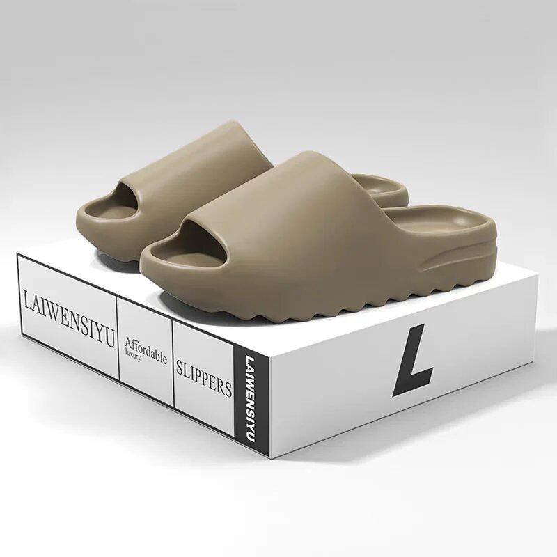 Unisex House Shoes, Non-Slip, Thick-Soled, Soft Platform Sandals, Indoor and Outdoor, Shower and Bathroom Slippers, Adult, Unisex, Colors Available, Parallel Import