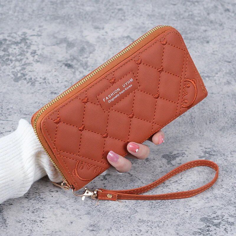 女性用ファッション ハート型 ジッパー付き長財布 ソリッドカラー PUレザー コインポーチ レディース リストバンド付き カードホルダー クラッチバッグ ;発送元: 並行輸入品