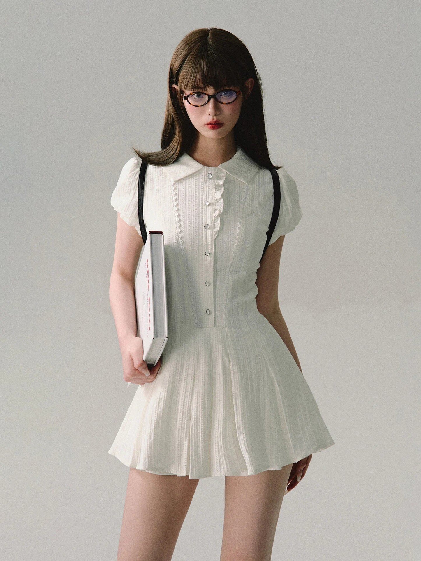 High-quality A-line dress, elegant and sexy lace short-sleeved shirt skirt with inner pants, perfect for school or work. College-style, decorated, retro dress, bestie, Y2K size. Parallel import.