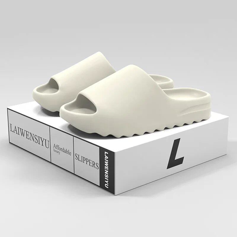 Unisex House Shoes, Non-Slip, Thick-Soled, Soft Platform Sandals, Indoor and Outdoor, Shower and Bathroom Slippers, Adult, Unisex, Colors Available, Parallel Import