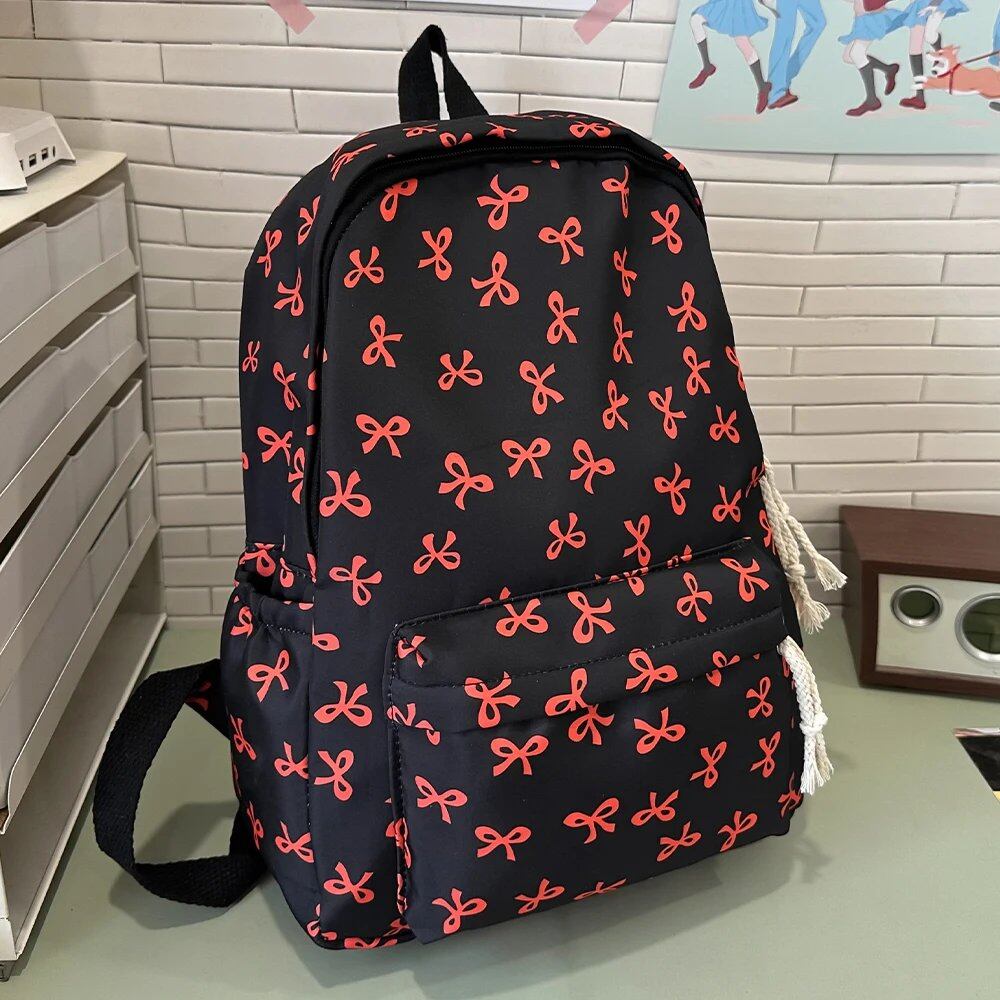 女子用バックパック、インスタ映え、中学生・高校生向け、大容量多機能リュック、シンプルデザイン 並行輸入品
