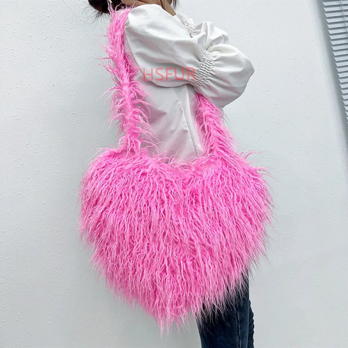 フェイク ナチュラル ファー ハート型 特大トートバッグ レディース ロングショルダーストラップ付き 並行輸入品