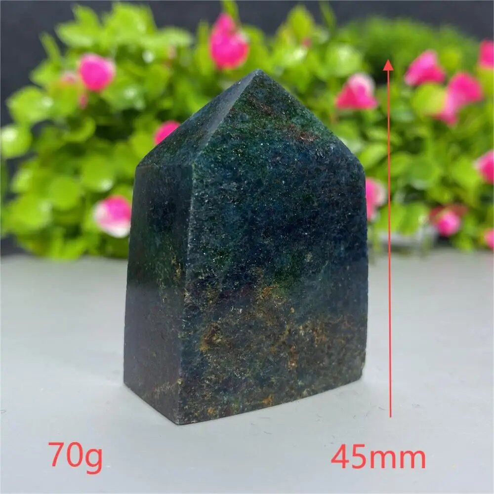 天然水晶 レッドグリーンサファイア 四角柱タワー 鉱物標本 スピリチュアル 瞑想 魔術 ギフトストーン 並行輸入品