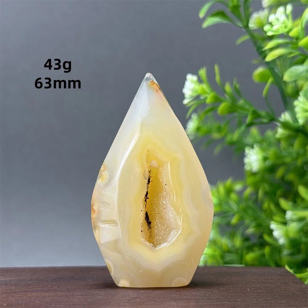 Natural Yellow Agate Geode, Freeform Torch, Mineral Energy, Home Furnishings, Meditation, Aura, Prayer, Altar, Gift, Parallel Import