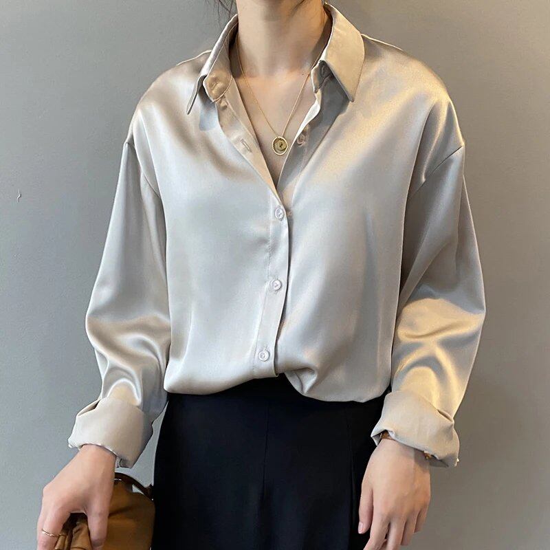 Elegant Satin Loose Dress Shirt with Turndown Collar for Spring and Fall, Vintage Casual Button-Down Silk Top, Size: Parallel Import