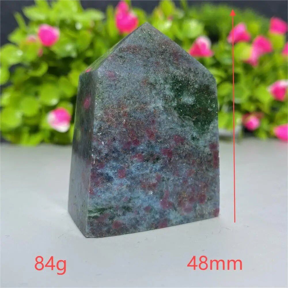 天然水晶 レッドグリーンサファイア 四角柱タワー 鉱物標本 スピリチュアル 瞑想 魔術 ギフトストーン 並行輸入品