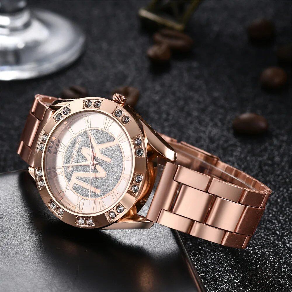 UTHAI Women's Diamond-Set Quartz Watch with TVK Logo, Fashion Stainless Steel Bracelet, Gold, Trendy Clock Watch for Men, Parallel Import