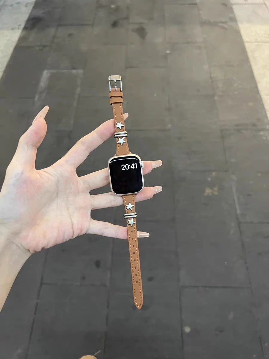 Retro Punk Strap for Apple Watch Series Ultra (10/9/8/7/6/5/4/3/2/1/SE) with Leather Loop, 38mm, 40mm, 41mm, 42mm, 44mm, and 45mm Bands. Parallel Import.
