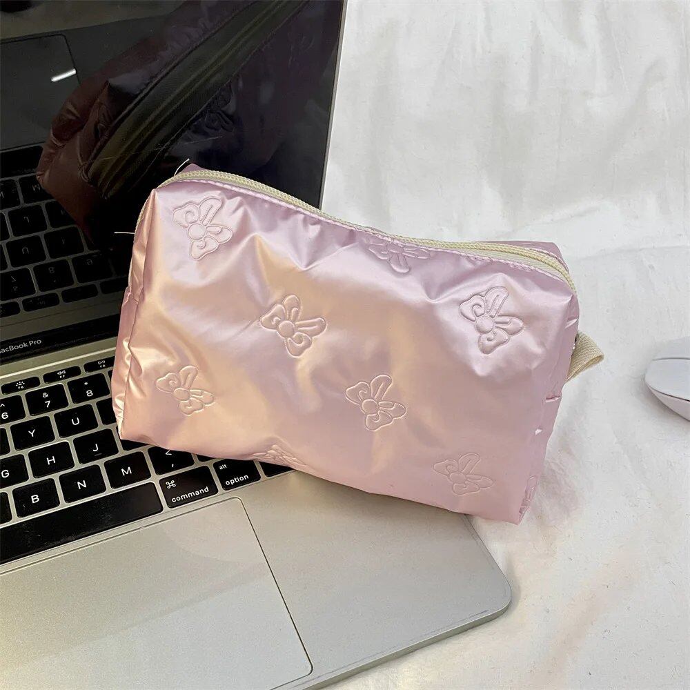 女性用ハート型プリント 化粧品・文房具収納ケース 大容量 旅行用トイレタリーバッグ 可愛い 並行輸入品
