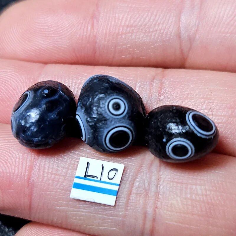 天然ブラックアゲート ライトクリスタル パームストーン 風水ルームデコレーション ウィッチクラフトオーナメント ラブラドライト スピリチュアルレイキ瞑想 カラー:L 並行輸入品