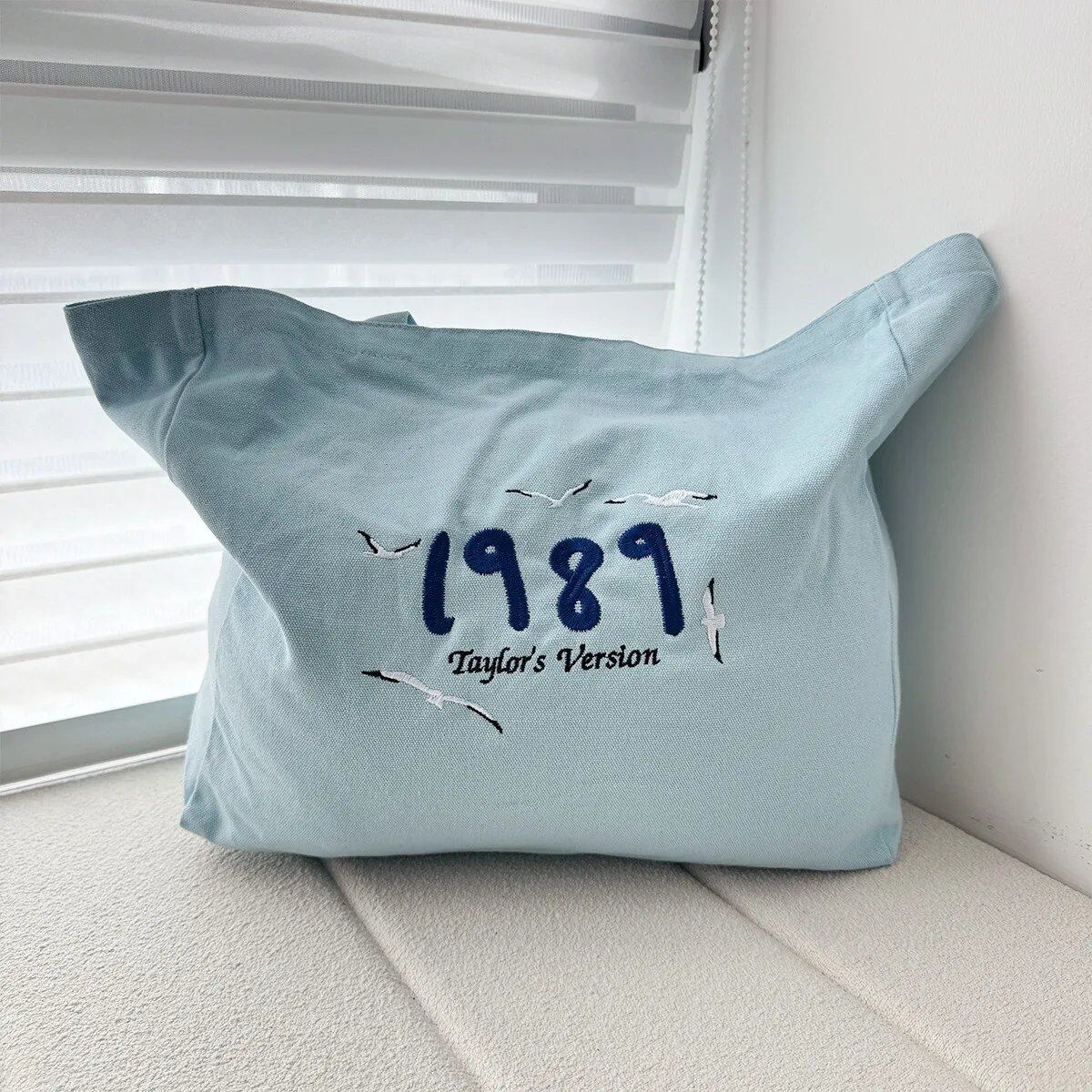 1989 テイラーズ・バージョン 刺繍入り レトロスタイル 女性用 キャンバス エコバッグ 80s 90s ストリートファッション ショルダーバッグ 買い物バッグ 並行輸入品