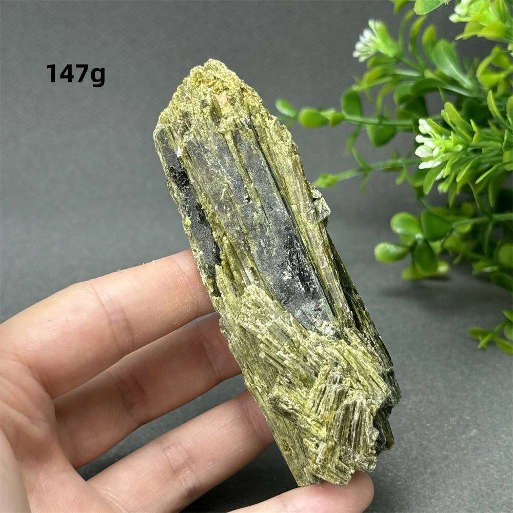 Natural Green Tourmaline Rough Stone Specimen Collection for Aura Healing, Meditation, and Energy Chakra Use. Gemstone Home Furnishing Gift. Parallel Import.