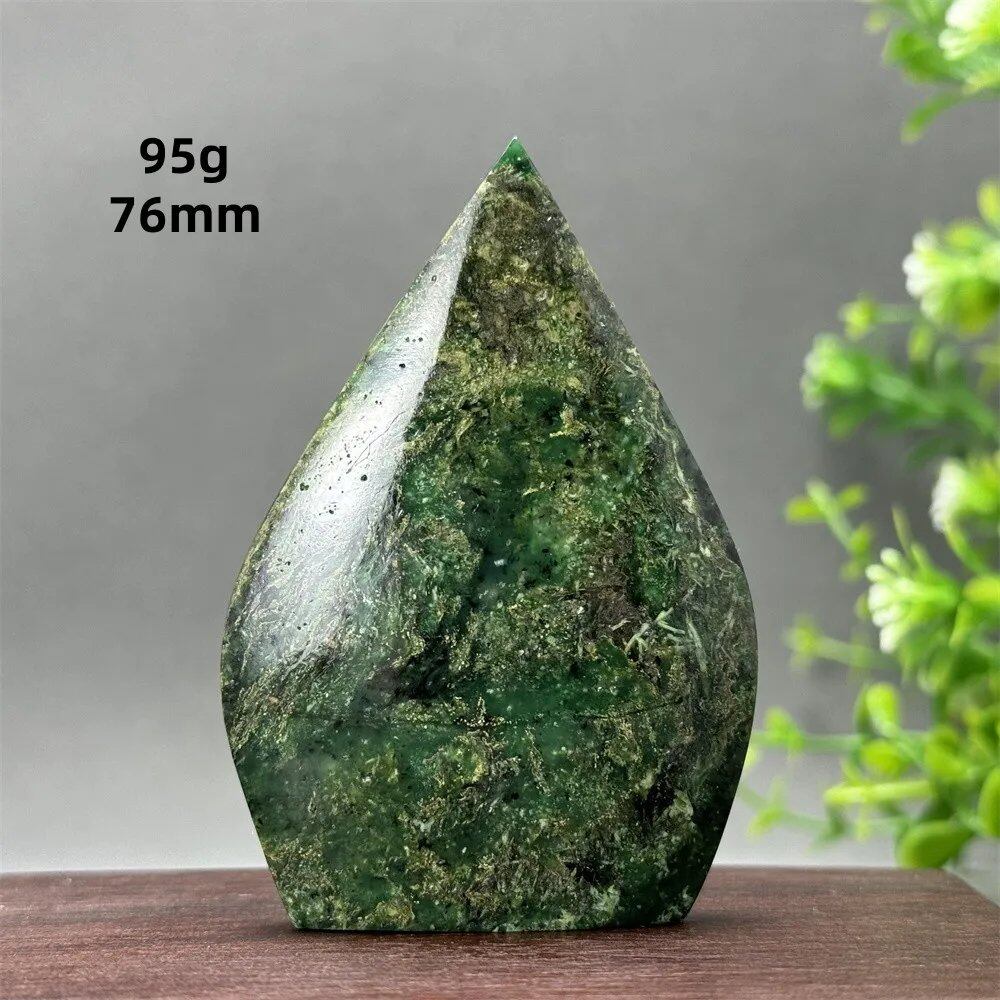 天然エメラルド フリーシェイプ トーチ研磨 工芸品 レイキヒーリング 瞑想 ウィッチクラフト サクリファイス エネルギー ホーム 風水 デコレーション カラー 並行輸入品