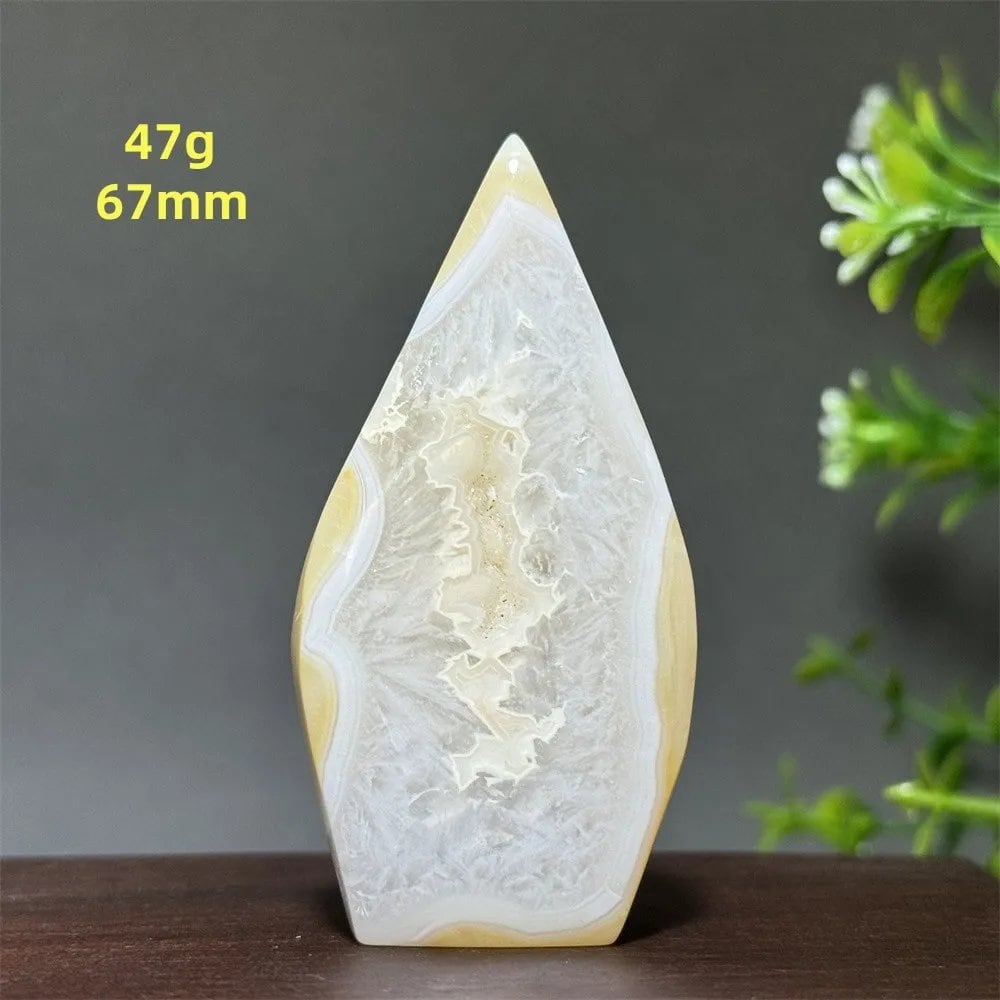 Natural Yellow Agate Geode, Freeform Torch, Mineral Energy, Home Furnishings, Meditation, Aura, Prayer, Altar, Gift, Parallel Import