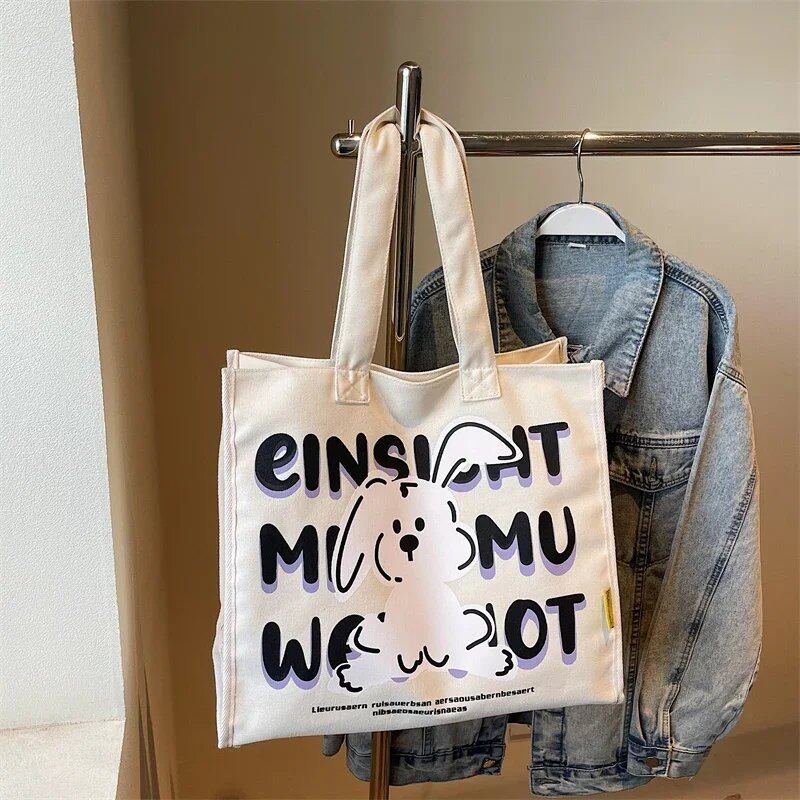 High-quality canvas bag for women. Stylish and simple, this eco-friendly bag can be used as a shoulder bag, foldable tote bag, or everyday shopping cart. Size: (Maximum length: 30cm to 50cm). Color: Black. Ships from: Parallel import.