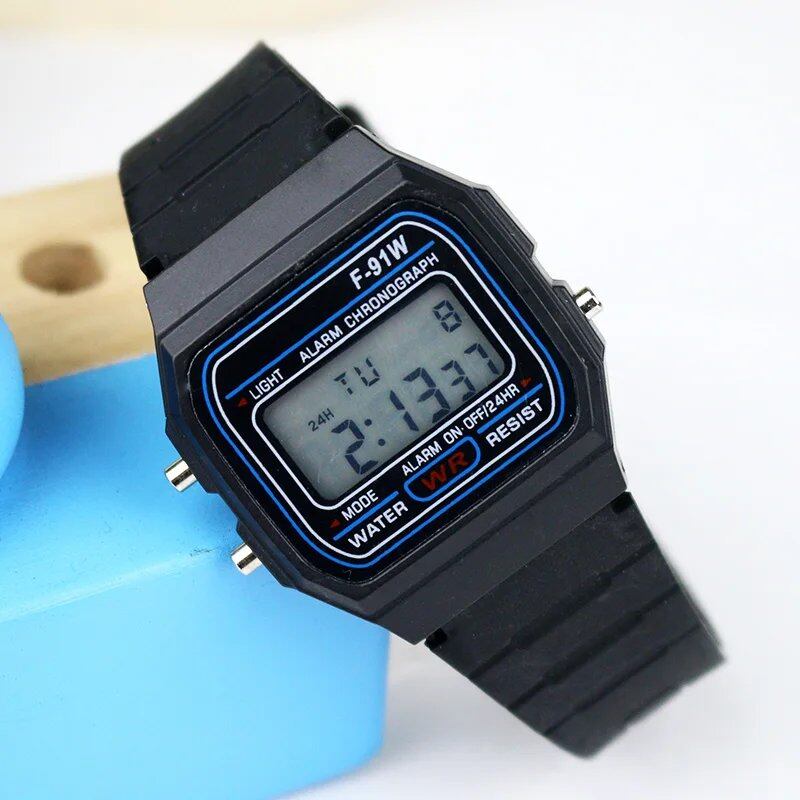 Kids' Sports Digital Watch with Silicone Strap for Boys and Girls, Chronograph, Alarm Function, Cute LED Watch for Students, Parallel Import