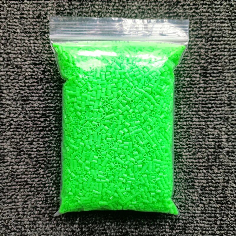 10,000 Pieces/Bag 2.6mm Mini Fuse Beads, 3D Pixel Puzzle Toy, Iron-on Beads, Melting Beads, Kids Toy, Handmade DIY Craft Decoration, Color: Parallel Import