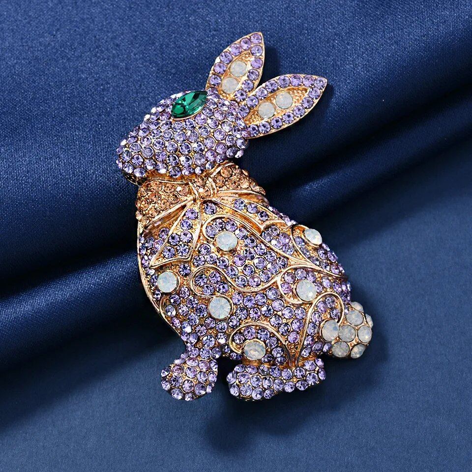 Gorgeous Colorful Rhinestone Rabbit Brooch, Stylish and High-Quality Animal Motif Pin Accessory, Can Be Used as a Zodiac Badge or Crystal Jewelry, Parallel Import