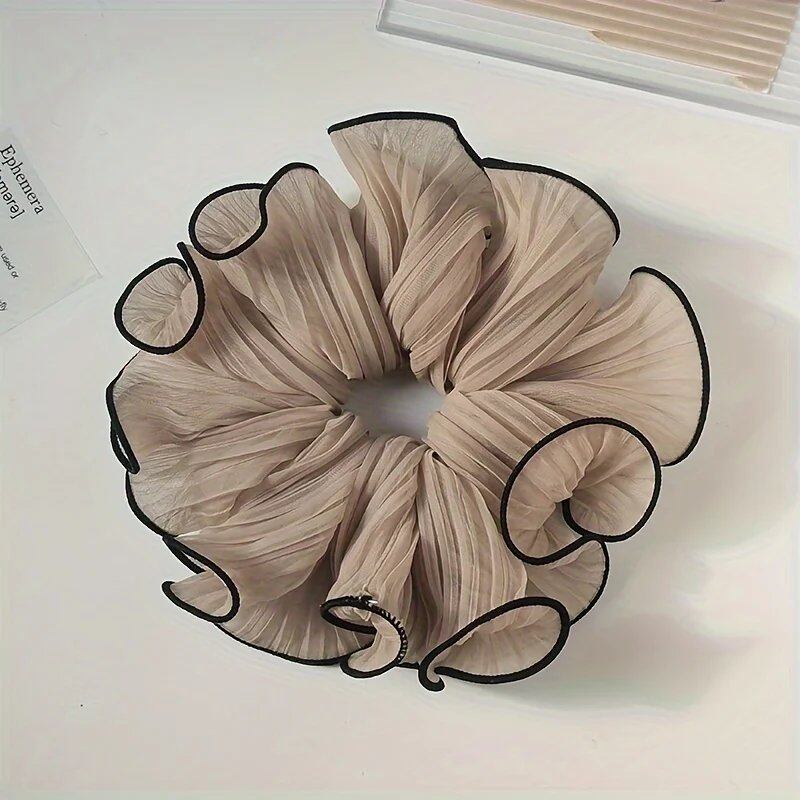 1/4 Sheet New Korean Retro Foldable Chiffon Oversized Scrunchie Hairband for Women, Cute, Stylish, and Bold Hair Accessories, Parallel Import