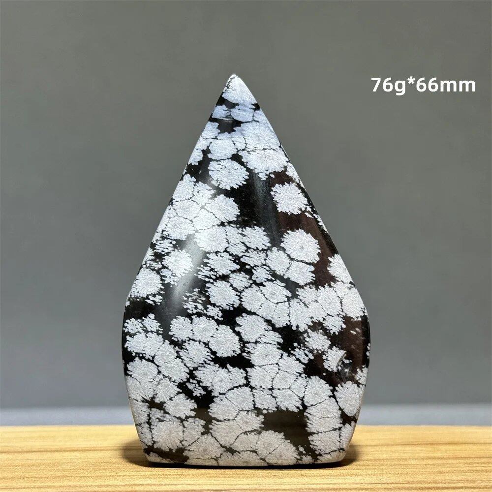Snowflake Obsidian Freeform Ornament with Natural Quartz, Reiki, Meditation, Healing, Witchcraft, Energy Decoration, Home Gift, Color: Parallel Import