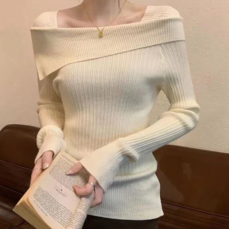 Off-the-shoulder, slash neck, long-sleeve knit sweater for women. New for office wear. Size: One Size; Parallel import.