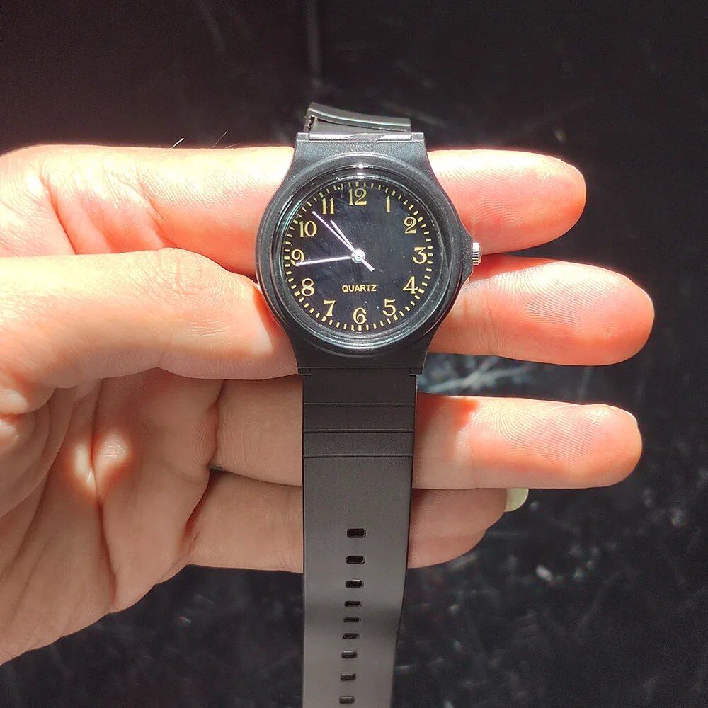 YIKAZE Exam Preparation Watch, Silicone Strap, Simple Women's Quartz Watch for Students, Waterproof, Round Small Dial, Color: Parallel Import