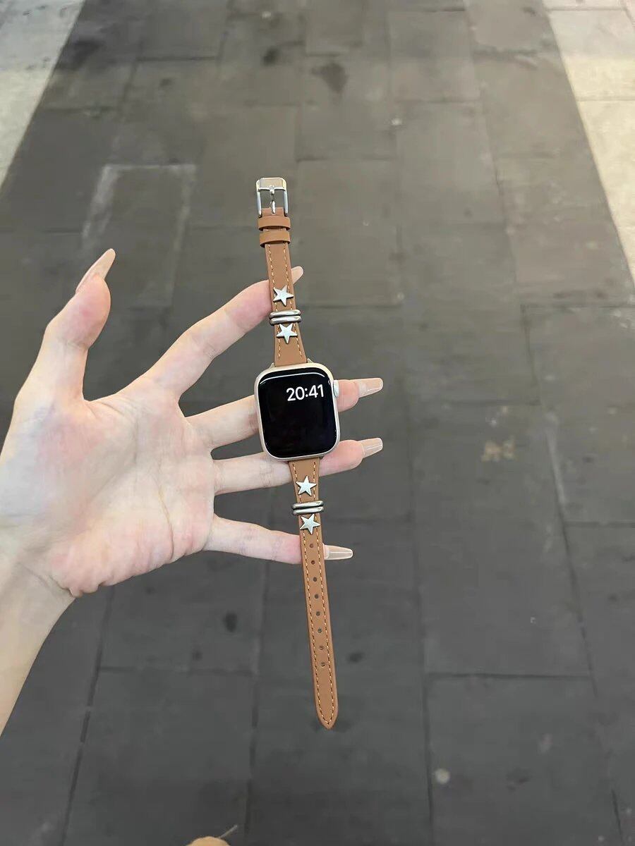 Retro Punk Strap for Apple Watch Series Ultra (10/9/8/7/6/5/4/3/2/1/SE) with Leather Loop, 38mm, 40mm, 41mm, 42mm, 44mm, and 45mm Bands. Parallel Import.