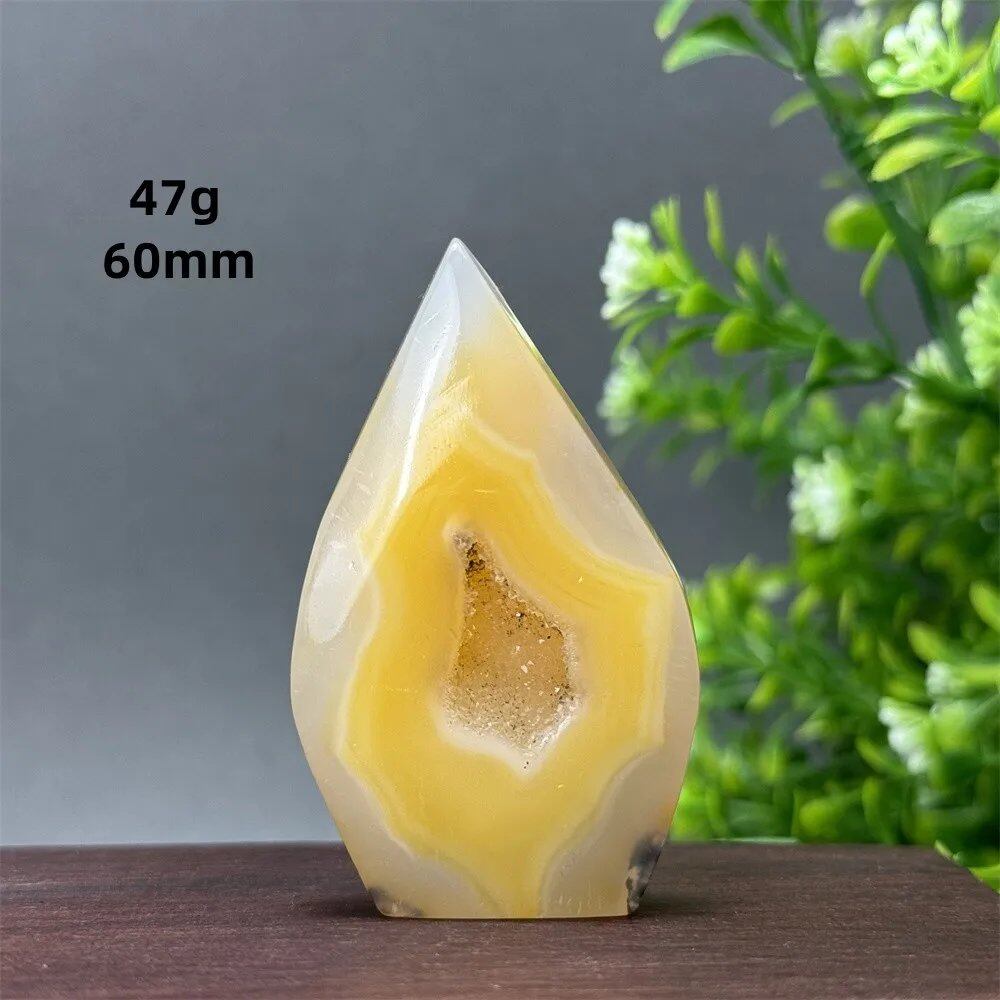 Natural Yellow Agate Geode, Freeform Torch, Mineral Energy, Home Furnishings, Meditation, Aura, Prayer, Altar, Gift, Parallel Import