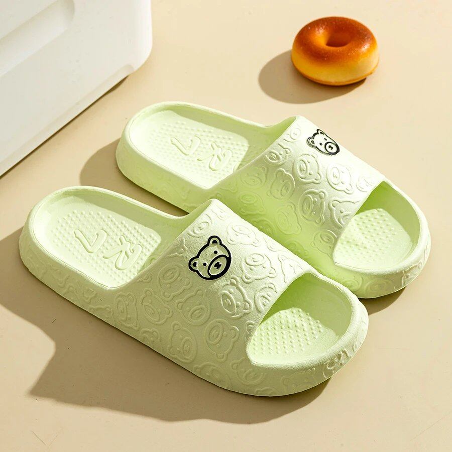 Men's Summer Slippers with Bear Characters, Soft, Thick Sole, Non-Slip, for Indoor Use, Women's Stylish Sandals, Bathroom, Beach, Outdoor Shoes, Couples' Shoes, Parallel Import