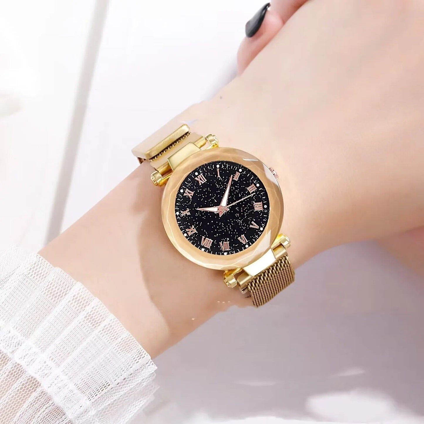 High-quality, fashionable, casual women's waterproof, luminous steel band sports watch for students and women. Parallel import.