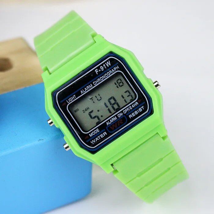 Kids' Sports Digital Watch with Silicone Strap for Boys and Girls, Chronograph, Alarm Function, Cute LED Watch for Students, Parallel Import