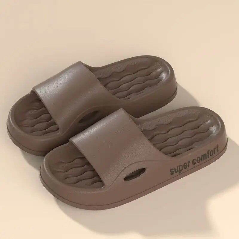 Fashionable Men's Summer Lightweight EVA Indoor and Home Slippers, Comfortable Slides for Men and Women, Suitable for Outdoor Activities, Students, and More. Imported.