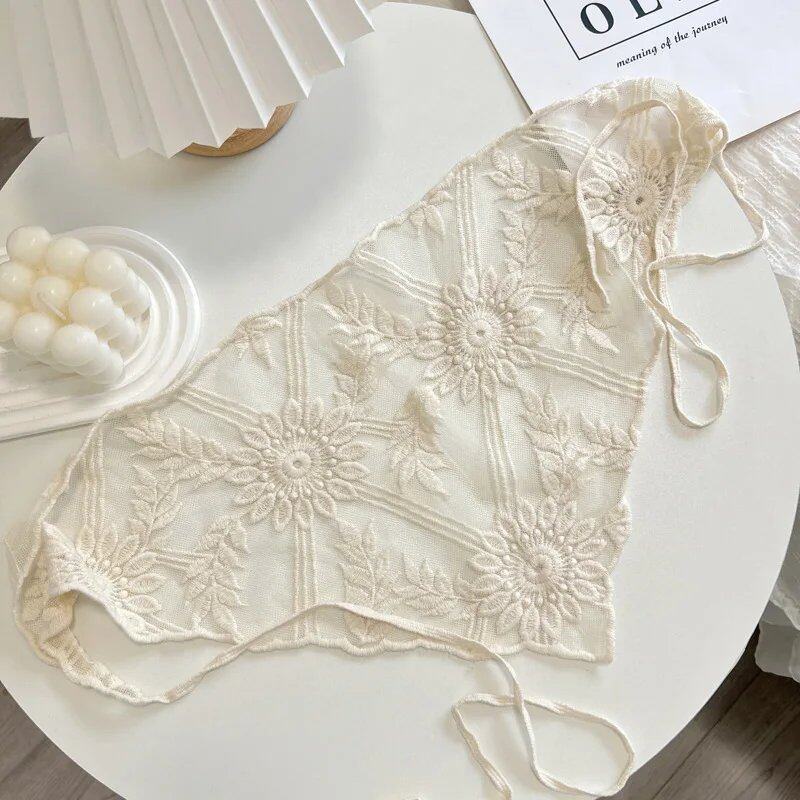 New Lace Triangle Bandana Headscarf, Beige, French Farm Style, Girly Korean Style, Instagrammable, Lace-Up Hairband, Top Cap, Size: One Size Fits Most; Color: Parallel Import