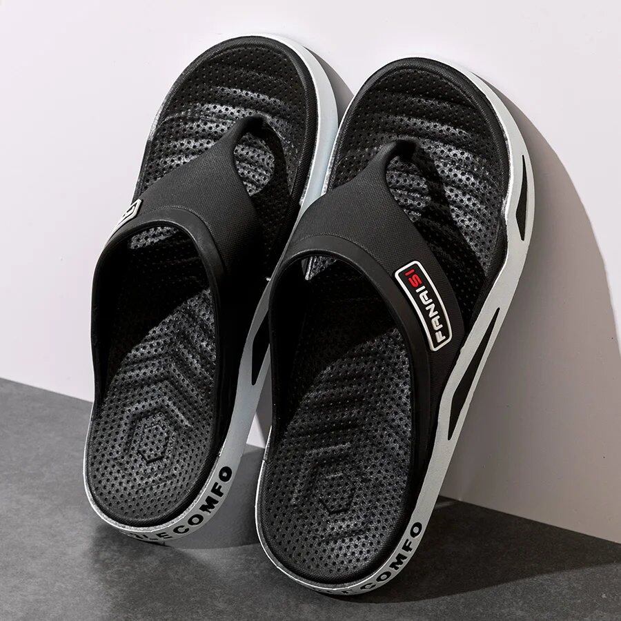 Fashionable Men's Summer Slippers, Beach Sandals, Non-Slip, Indoor/Outdoor Use, Bathroom, Couples, Leisure Sandals, Parallel Import