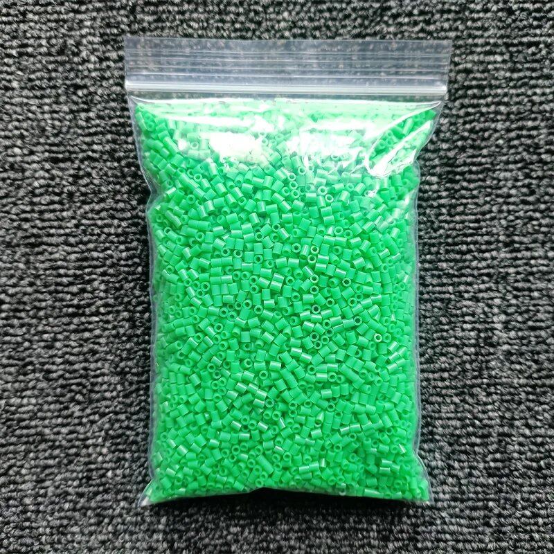 10,000 Pieces/Bag 2.6mm Mini Fuse Beads, 3D Pixel Puzzle Toy, Iron-on Beads, Melting Beads, Kids Toy, Handmade DIY Craft Decoration, Color: Parallel Import